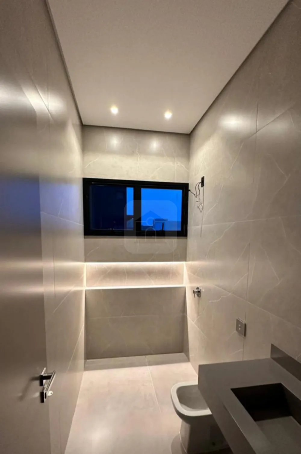 Comprar Casa / Condom&iacute;nio ou Loteamento Fechado em Uberl&acirc;ndia R$ 2.390.000,00 - Foto 4