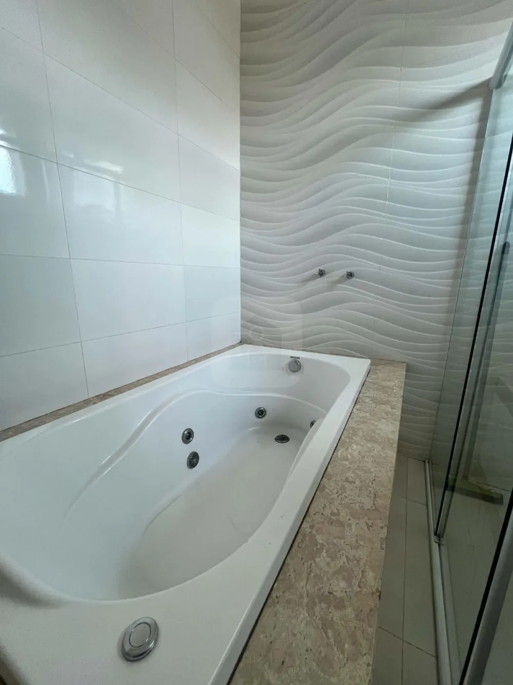 Comprar Casa / Padr&atilde;o em Uberl&acirc;ndia R$ 1.790.000,00 - Foto 14