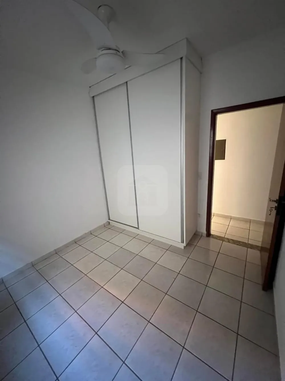 Comprar Casa / Padr&atilde;o em Uberl&acirc;ndia R$ 590.000,00 - Foto 4