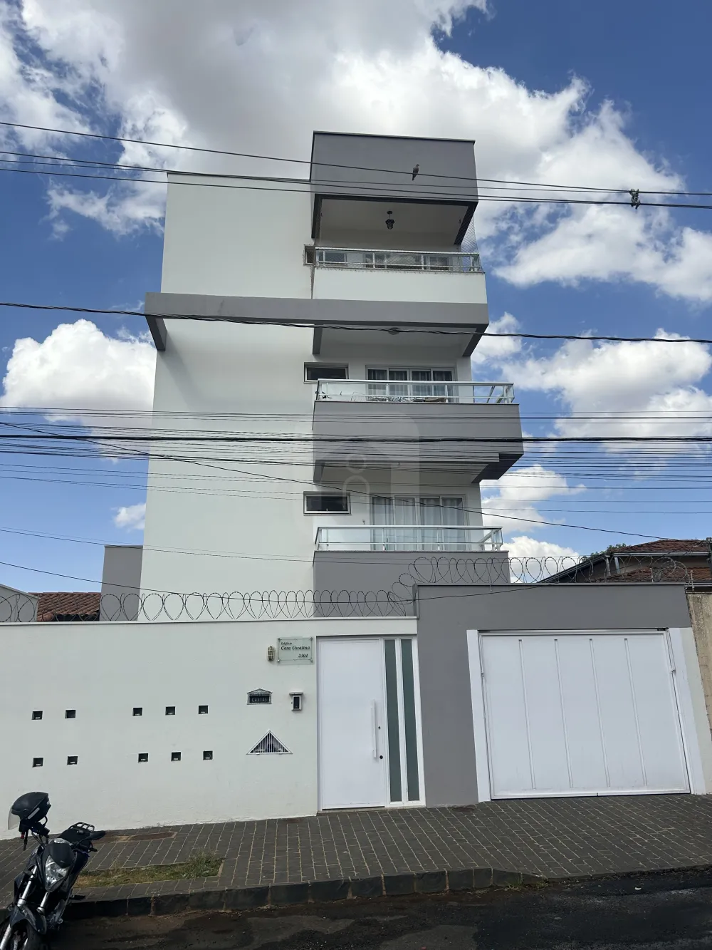 Alugar Apartamento / Padr&atilde;o em Uberl&acirc;ndia R$ 1.700,00 - Foto 1