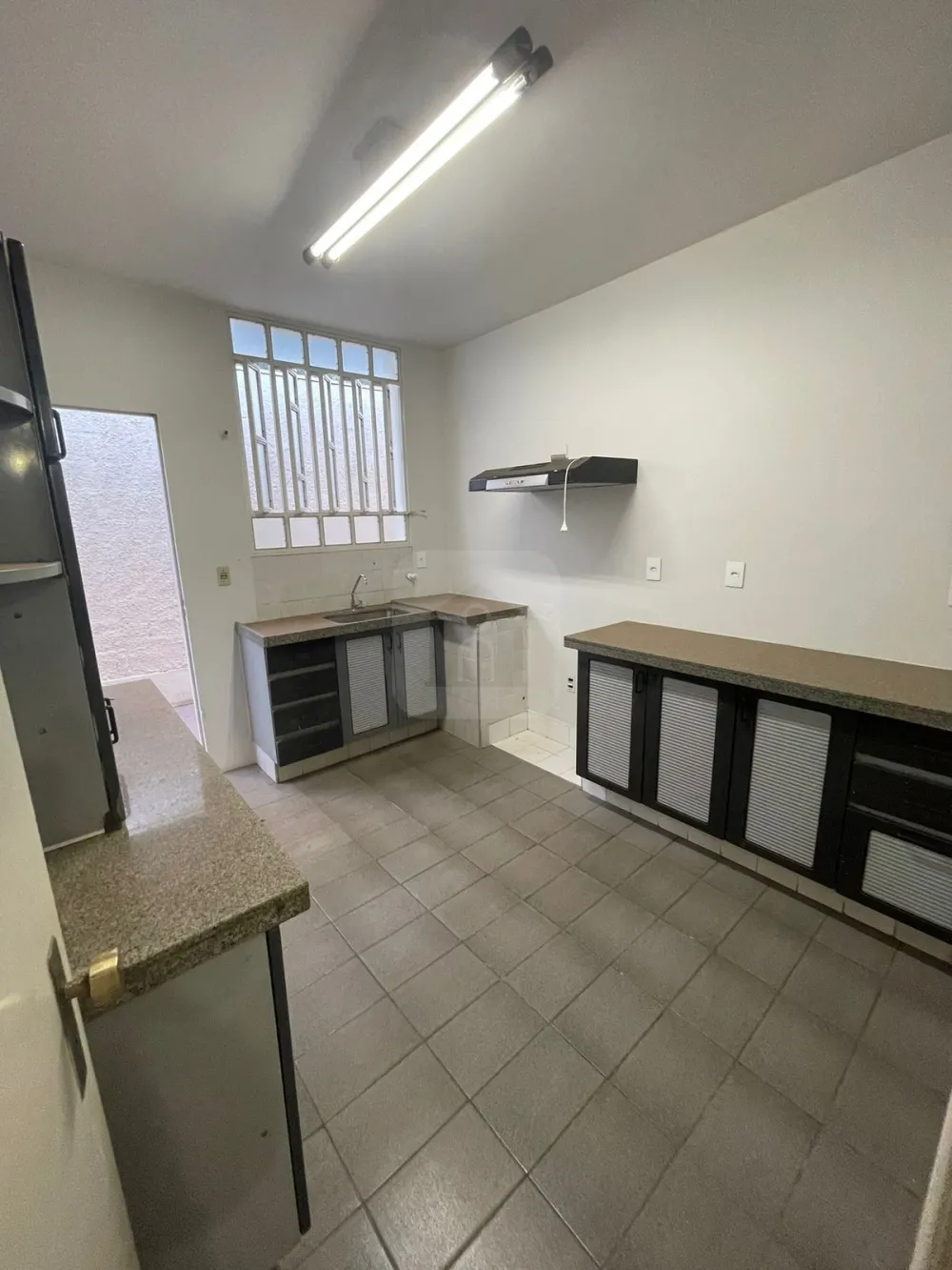 Comprar Casa / Padr&atilde;o em Araguari R$ 500.000,00 - Foto 7