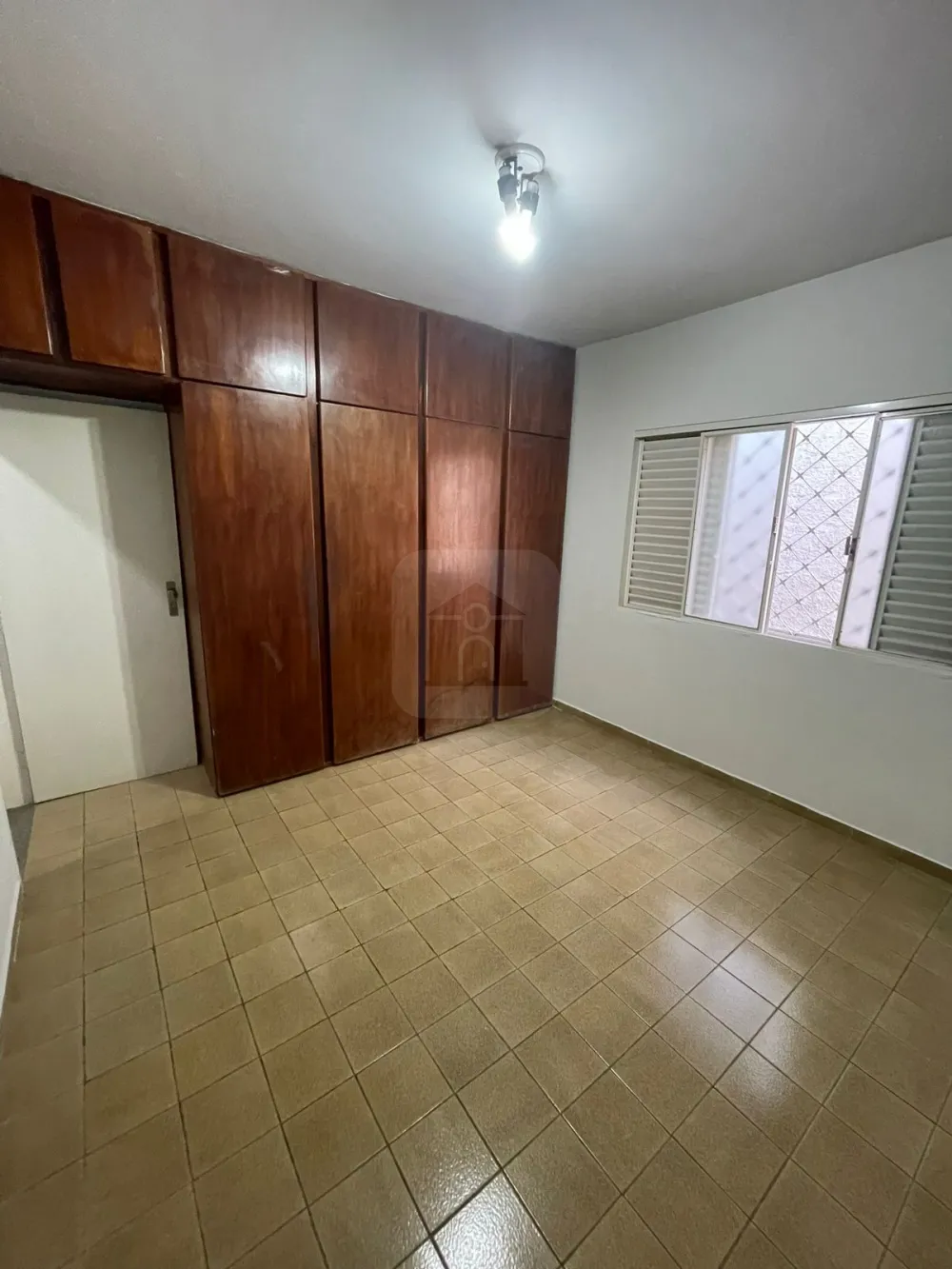 Comprar Casa / Padr&atilde;o em Araguari R$ 500.000,00 - Foto 9