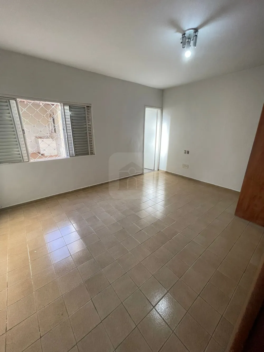 Comprar Casa / Padr&atilde;o em Araguari R$ 500.000,00 - Foto 12
