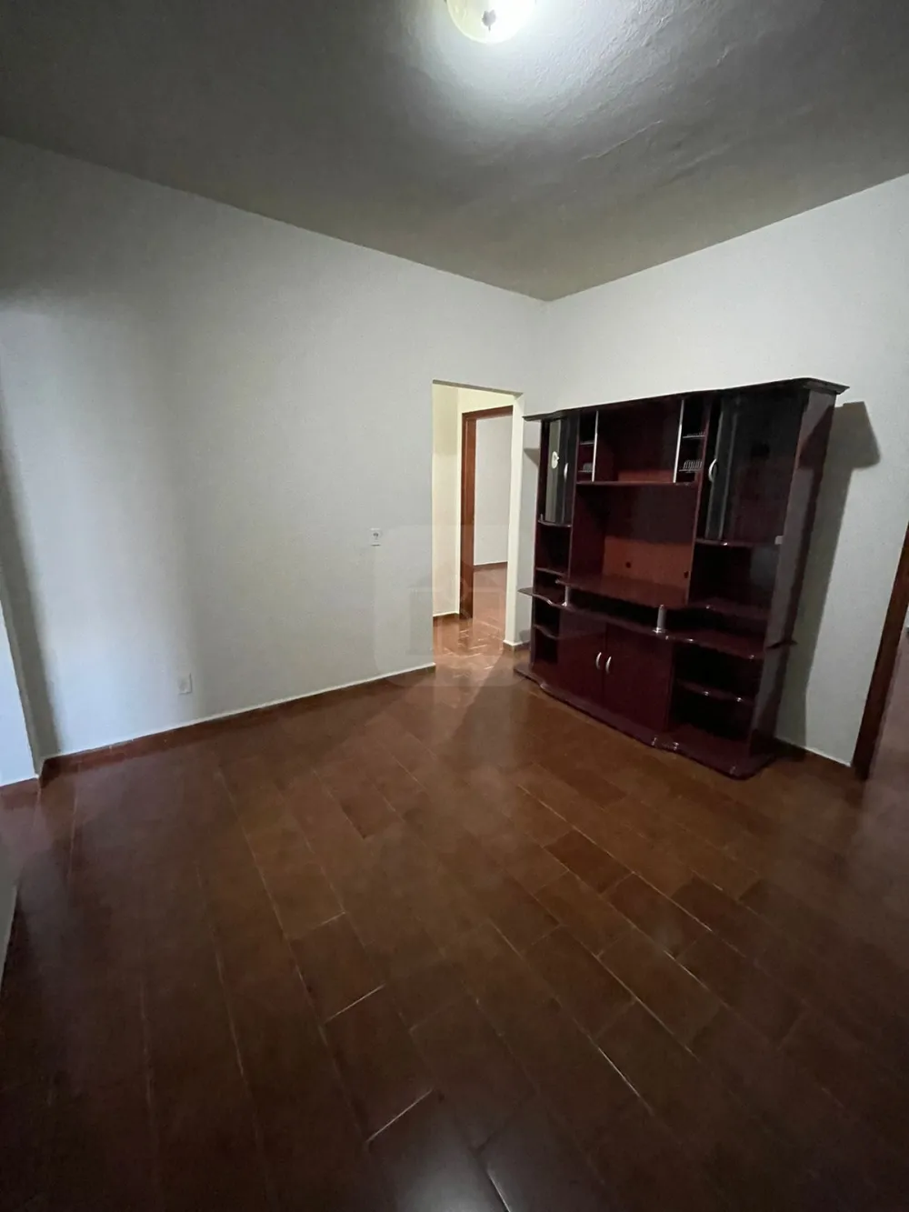 Alugar Casa / Padr&atilde;o em Araguari R$ 1.600,00 - Foto 4