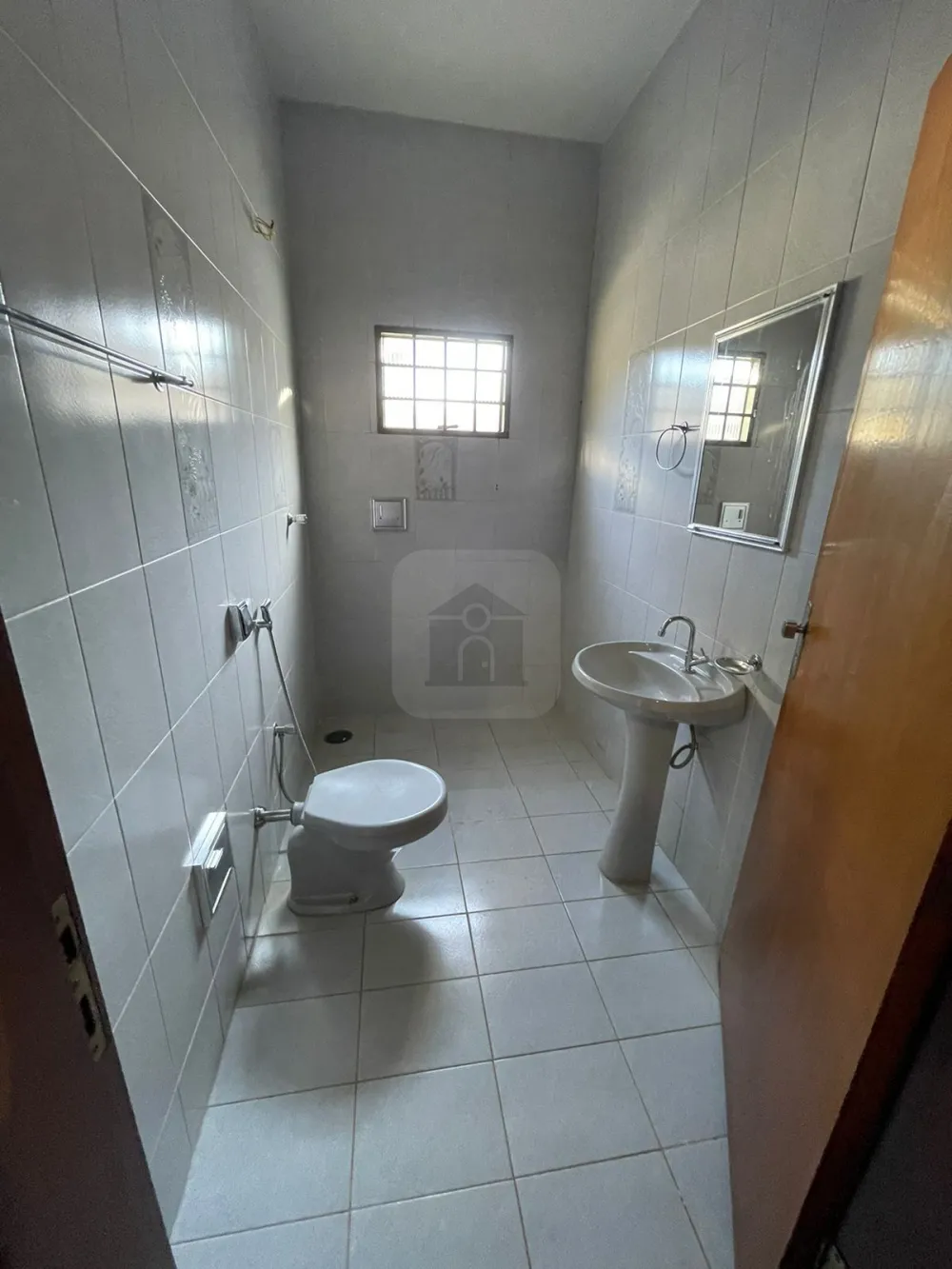 Alugar Casa / Padr&atilde;o em Araguari R$ 1.600,00 - Foto 10