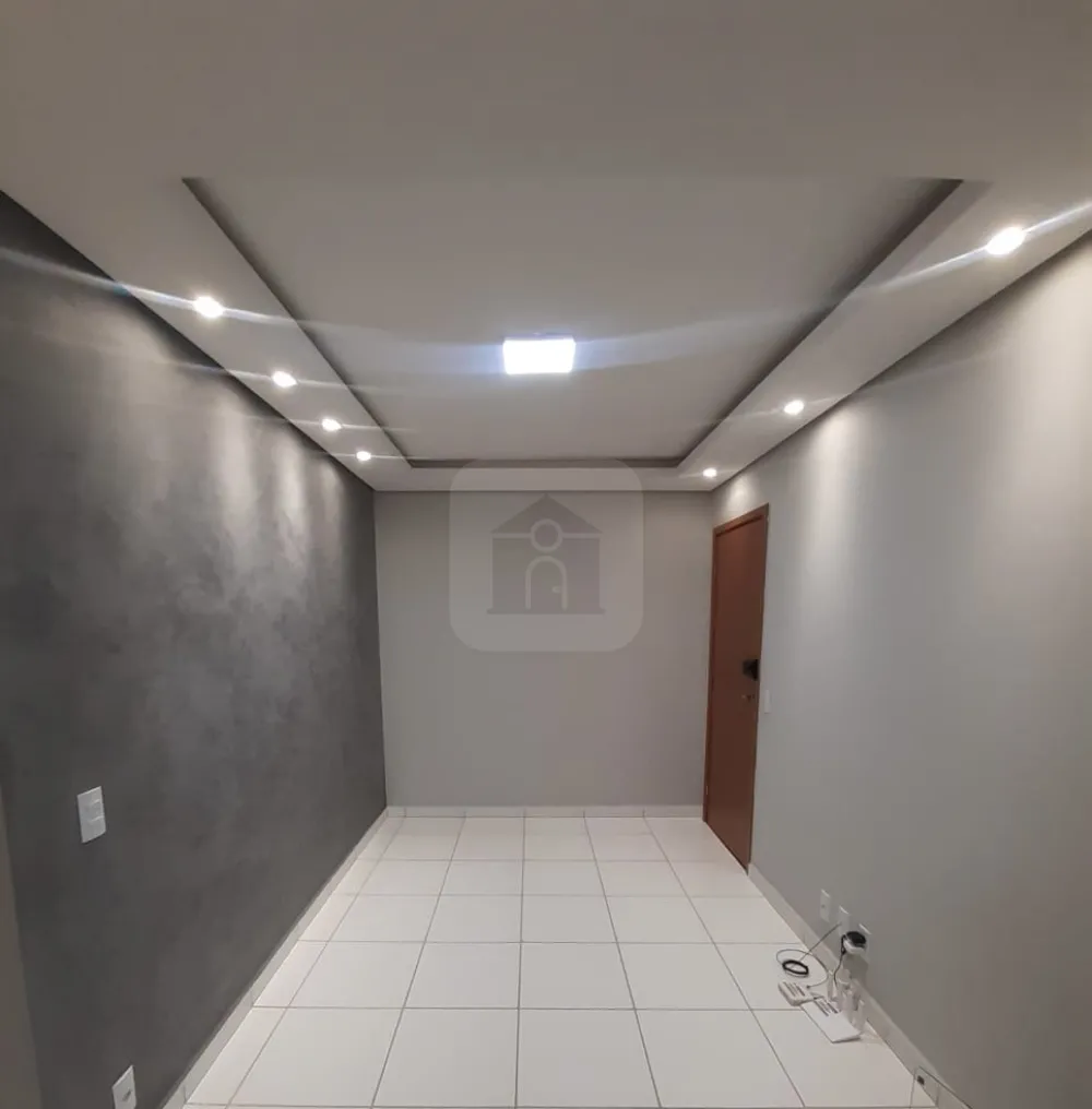 Comprar Apartamento / Padr&atilde;o em Uberl&acirc;ndia R$ 230.000,00 - Foto 1