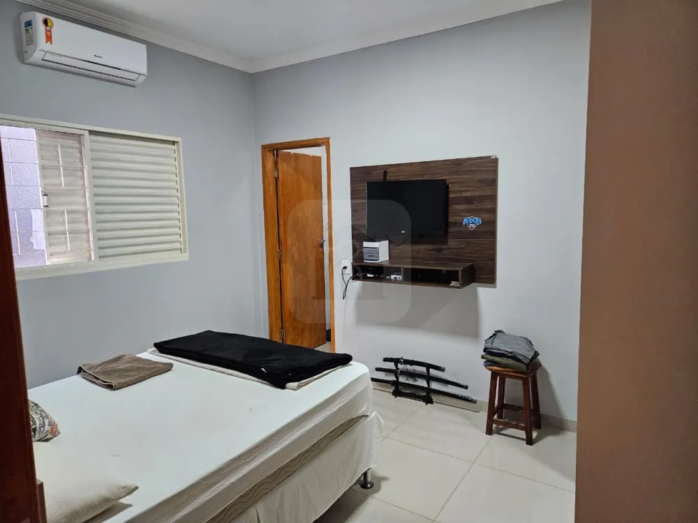 Alugar Casa / Padr&atilde;o em Uberl&acirc;ndia R$ 4.000,00 - Foto 8
