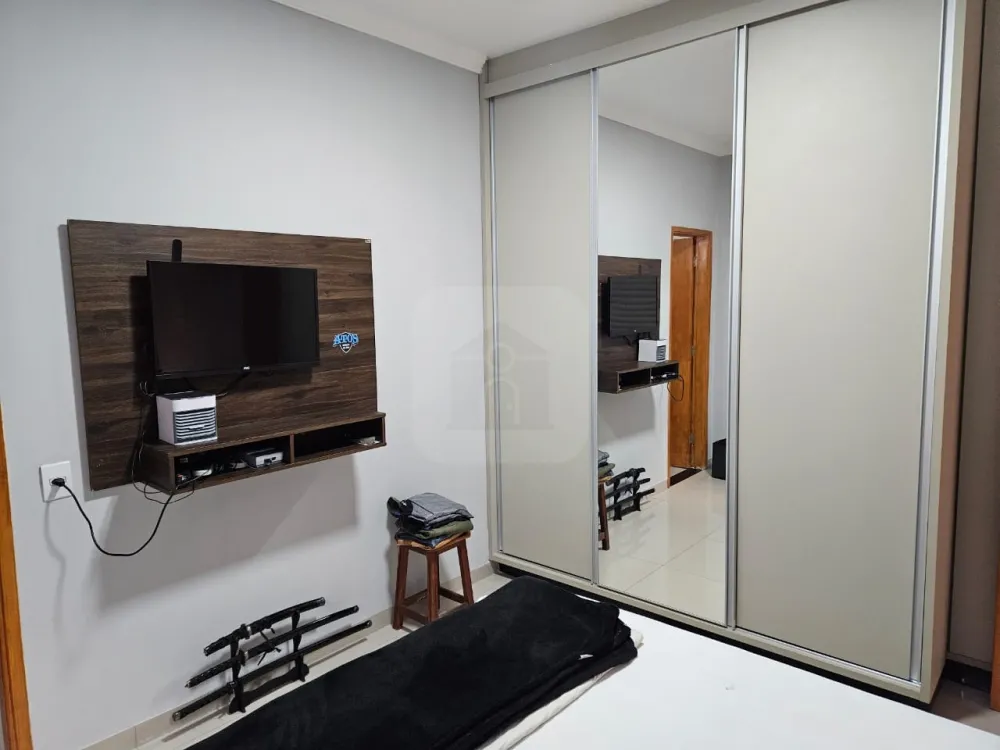 Alugar Casa / Padr&atilde;o em Uberl&acirc;ndia R$ 4.000,00 - Foto 9