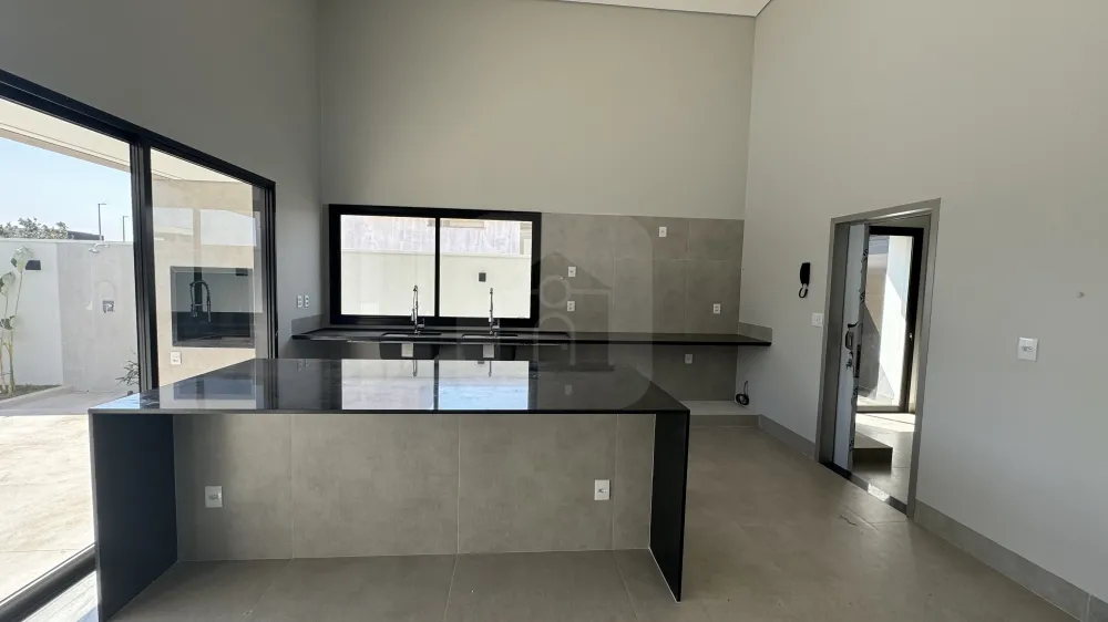 Alugar Casa / Condom&iacute;nio ou Loteamento Fechado em Uberl&acirc;ndia R$ 15.000,00 - Foto 2