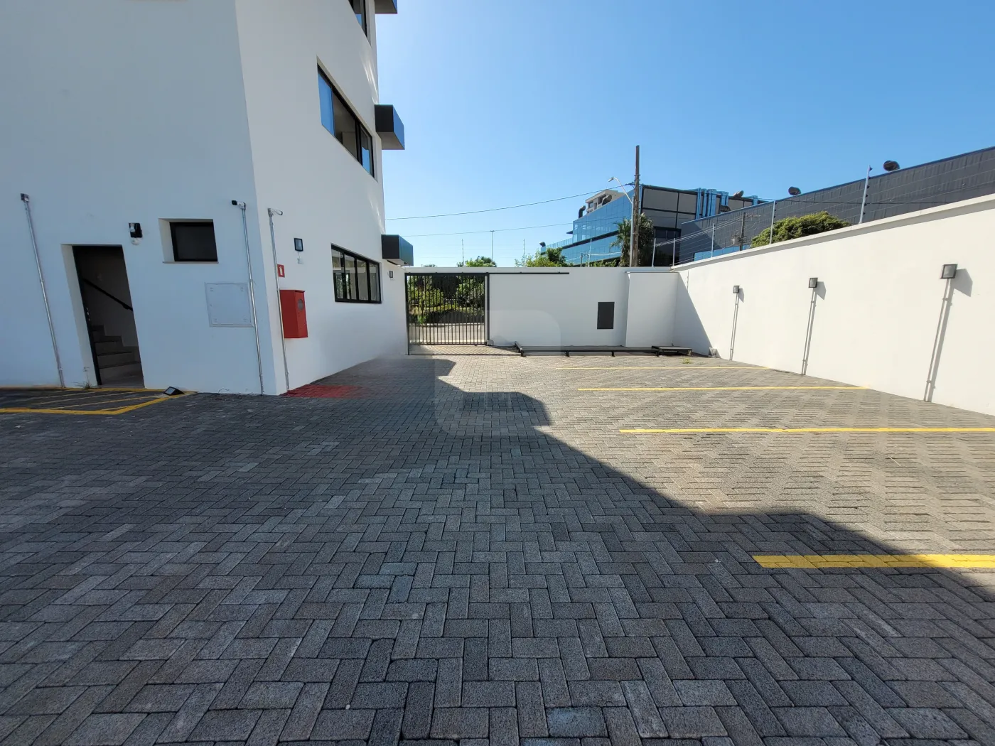 Alugar Comercial / Loja em Uberl&acirc;ndia R$ 6.175,00 - Foto 10