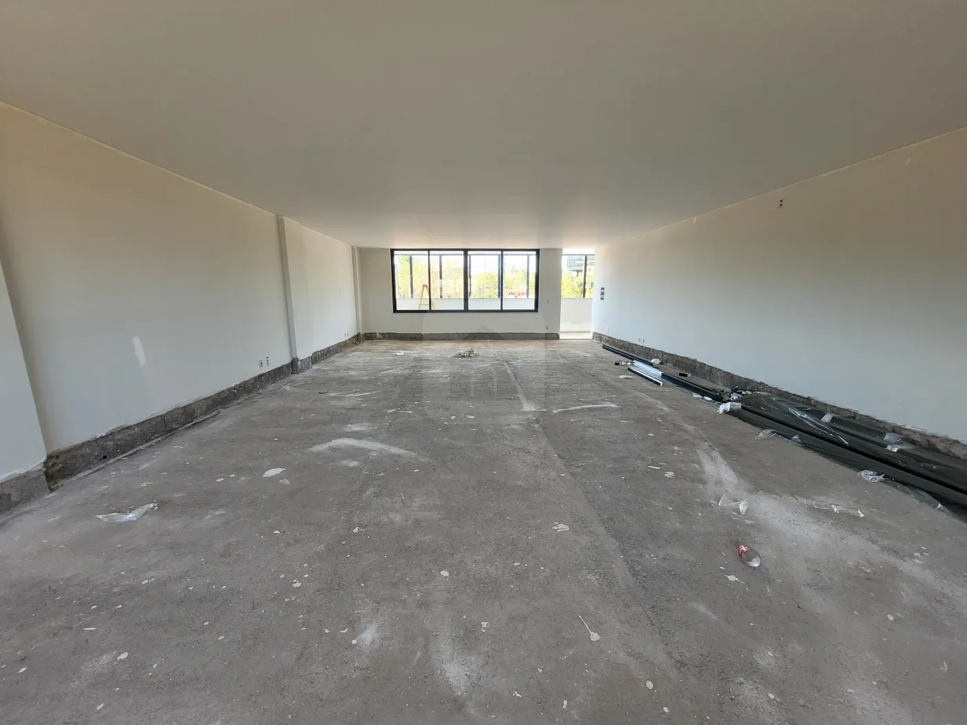 Alugar Comercial / Loja em Uberl&acirc;ndia R$ 6.175,00 - Foto 4