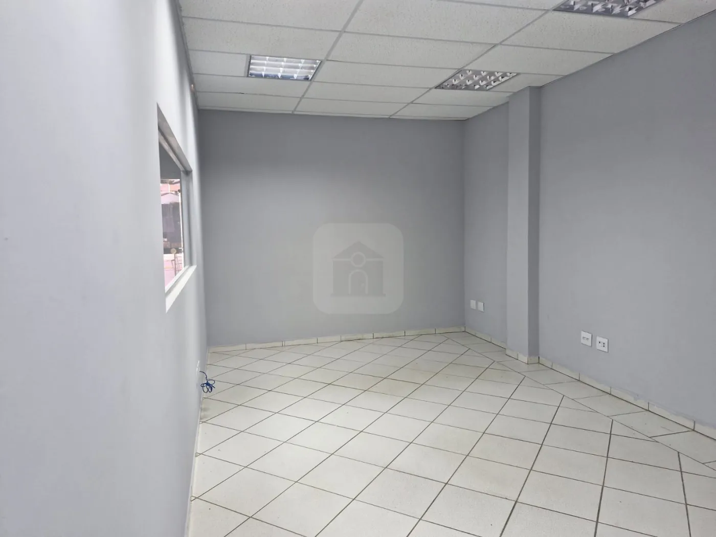 Alugar Comercial / Loja em Uberl&acirc;ndia R$ 22.000,00 - Foto 6