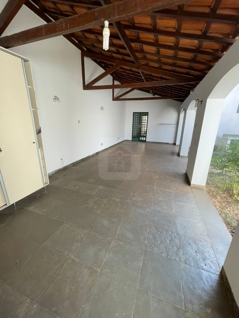 Alugar Casa / Sobrado em Araguari R$ 6.900,00 - Foto 12