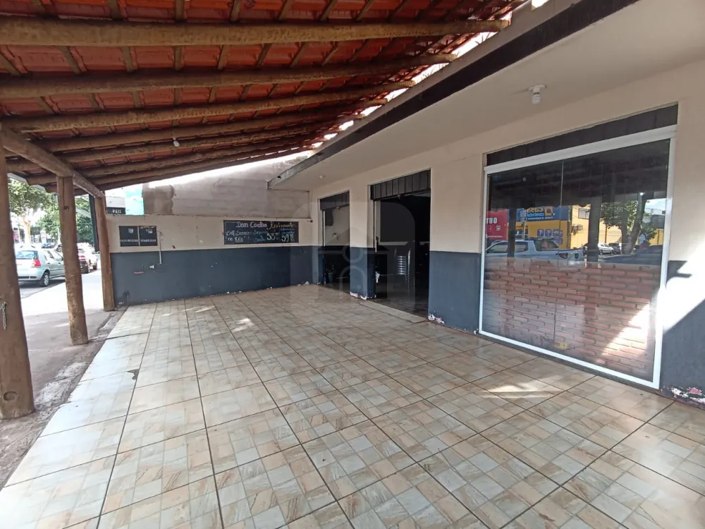 Comprar Comercial / C&ocirc;modo em Uberl&acirc;ndia R$ 1.950.000,00 - Foto 2