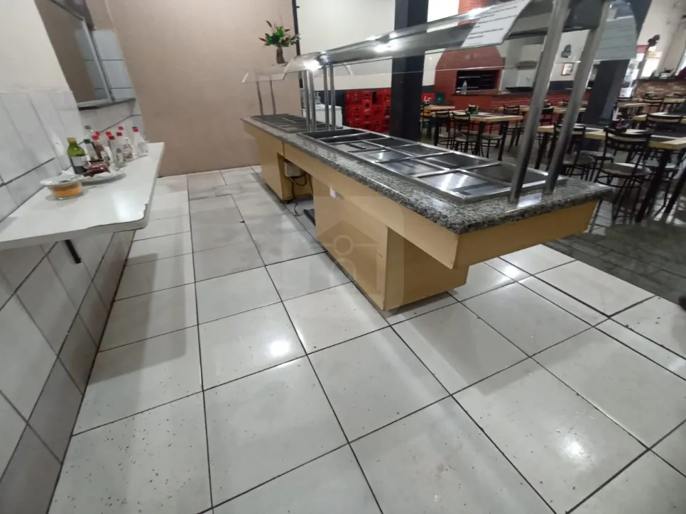 Comprar Comercial / C&ocirc;modo em Uberl&acirc;ndia R$ 1.950.000,00 - Foto 11