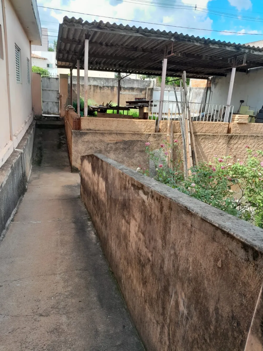 Comprar Casa / Padr&atilde;o em Araguari R$ 700.000,00 - Foto 24