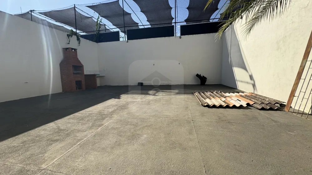 Alugar Casa / Padr&atilde;o em Uberl&acirc;ndia R$ 2.300,00 - Foto 12