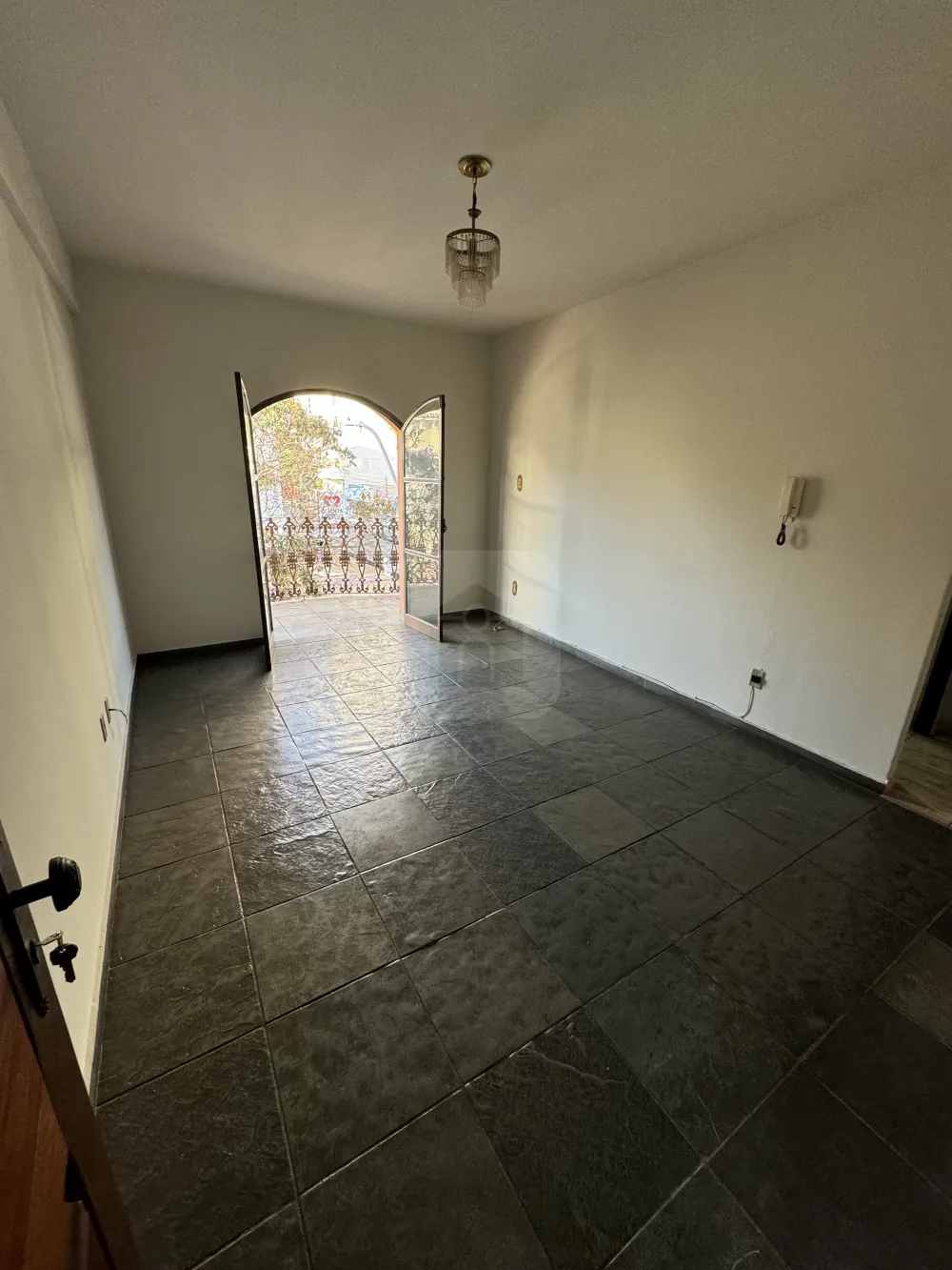 Comprar Apartamento / Padr&atilde;o em Uberl&acirc;ndia R$ 285.000,00 - Foto 1