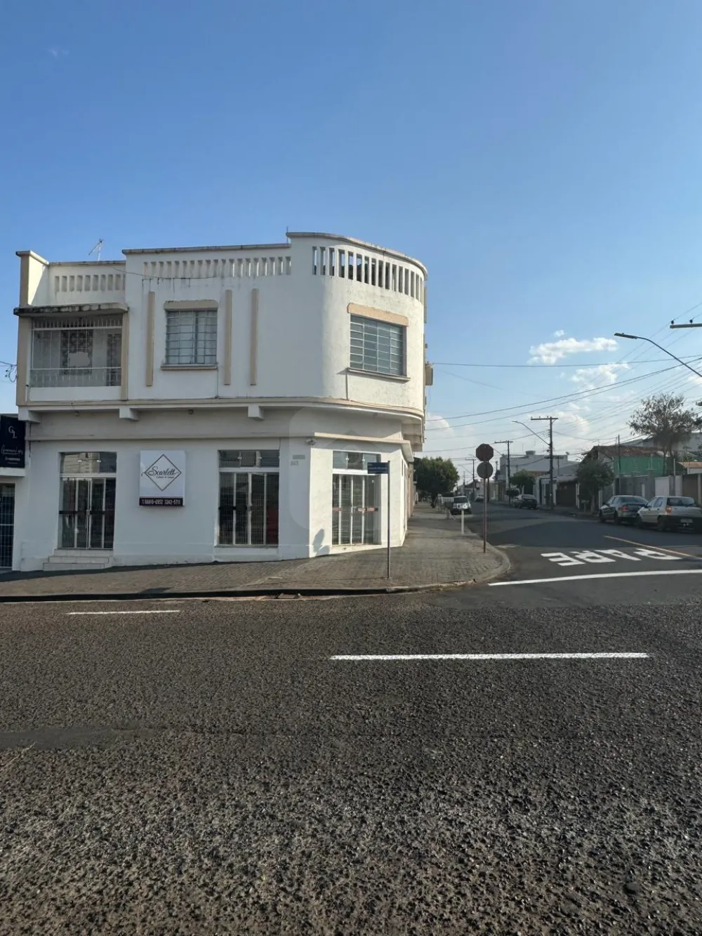 Alugar Comercial / Pr&eacute;dio em Araguari R$ 1.650,00 - Foto 5