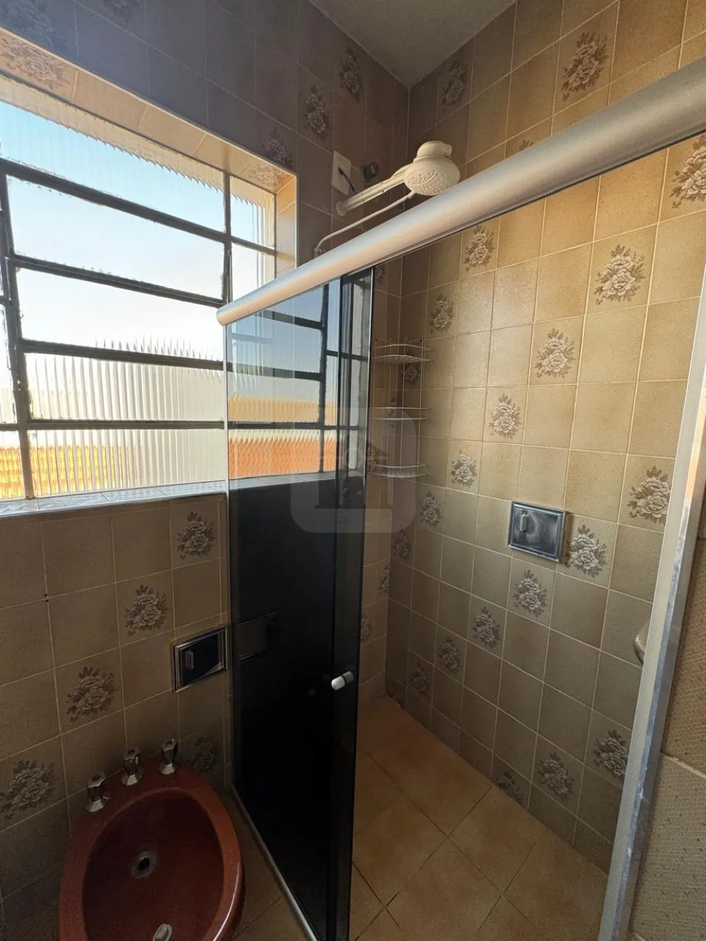 Alugar Comercial / Pr&eacute;dio em Araguari R$ 1.650,00 - Foto 12