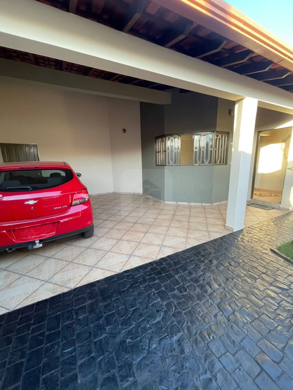 Comprar Casa / Padr&atilde;o em Araguari R$ 680.000,00 - Foto 2