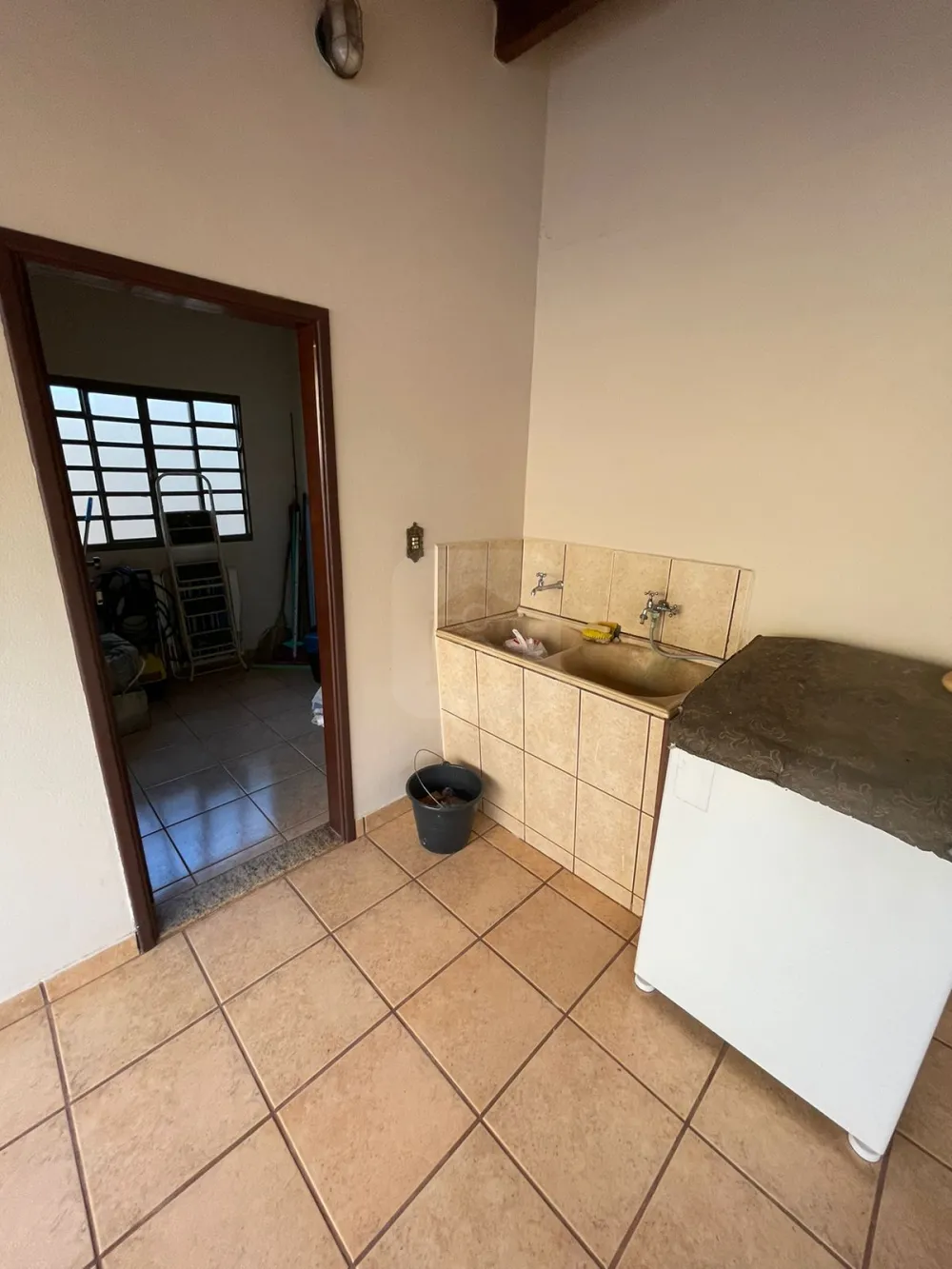 Comprar Casa / Padr&atilde;o em Araguari R$ 680.000,00 - Foto 17