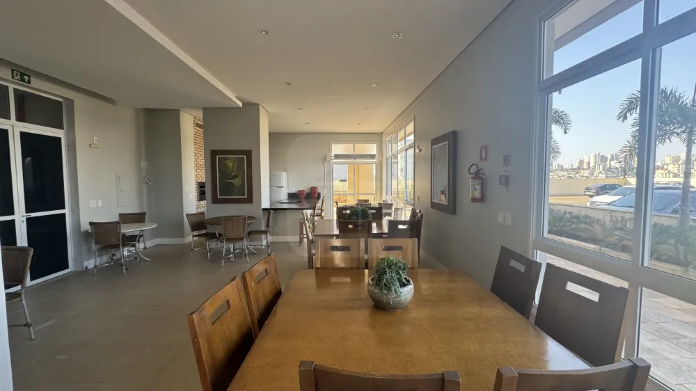 Comprar Apartamento / Padr&atilde;o em Uberl&acirc;ndia - Foto 9