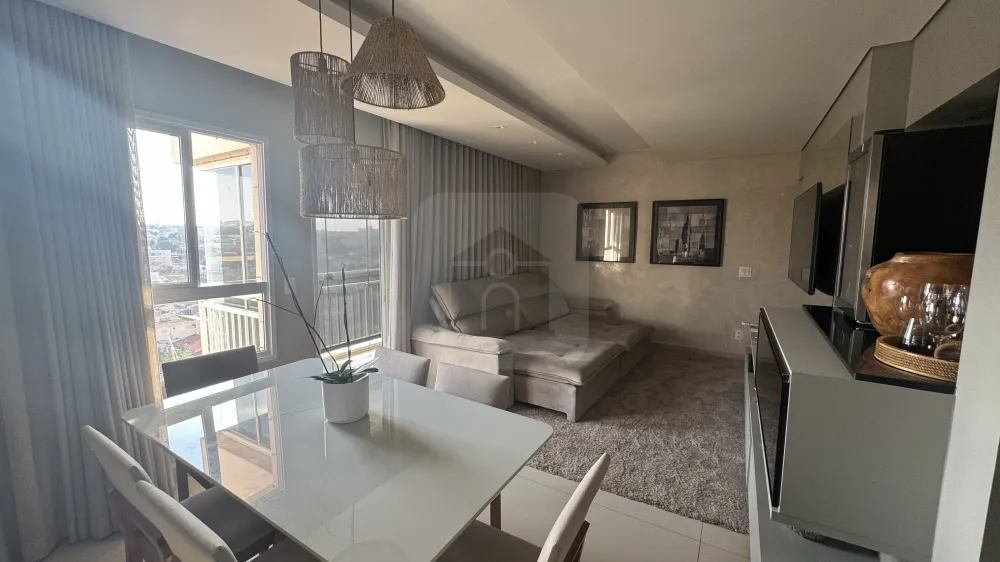 Comprar Apartamento / Padr&atilde;o em Uberl&acirc;ndia - Foto 11