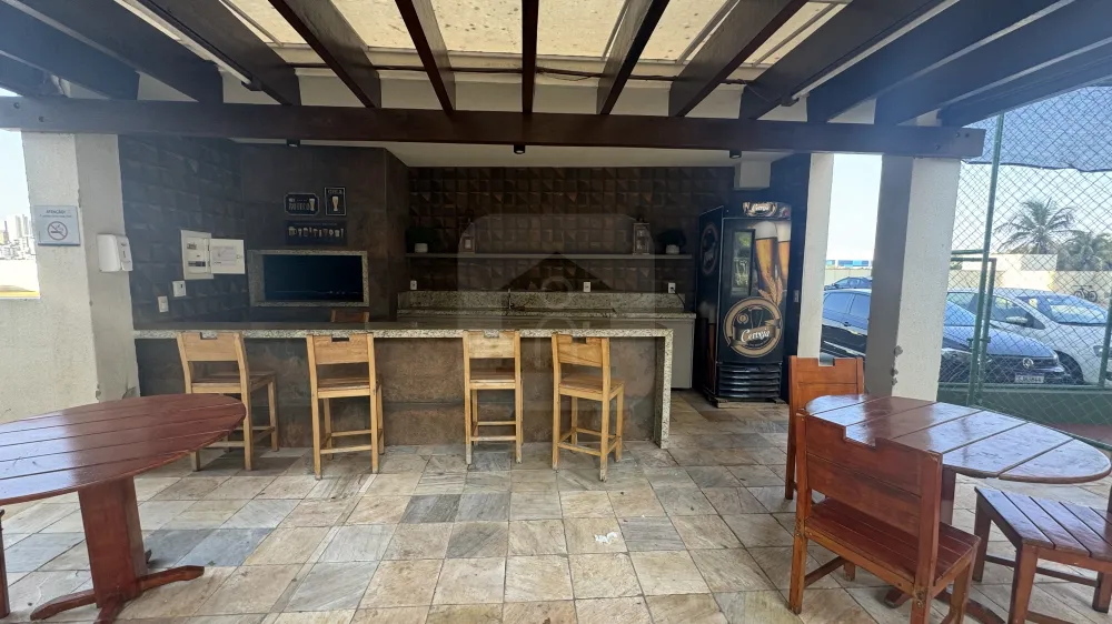 Comprar Apartamento / Padr&atilde;o em Uberl&acirc;ndia - Foto 14