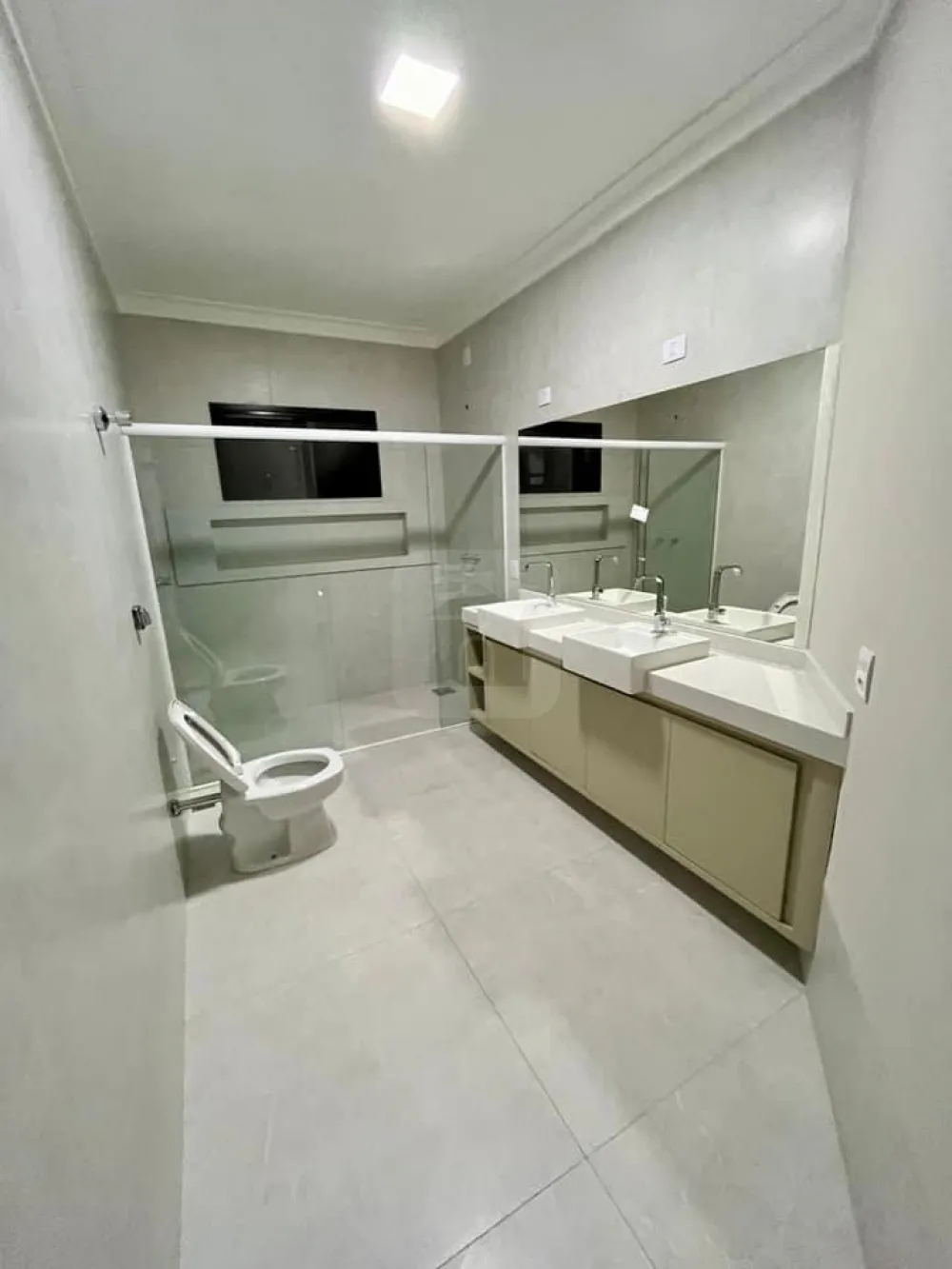Comprar Casa / Condom&iacute;nio ou Loteamento Fechado em Uberl&acirc;ndia R$ 1.850.000,00 - Foto 4