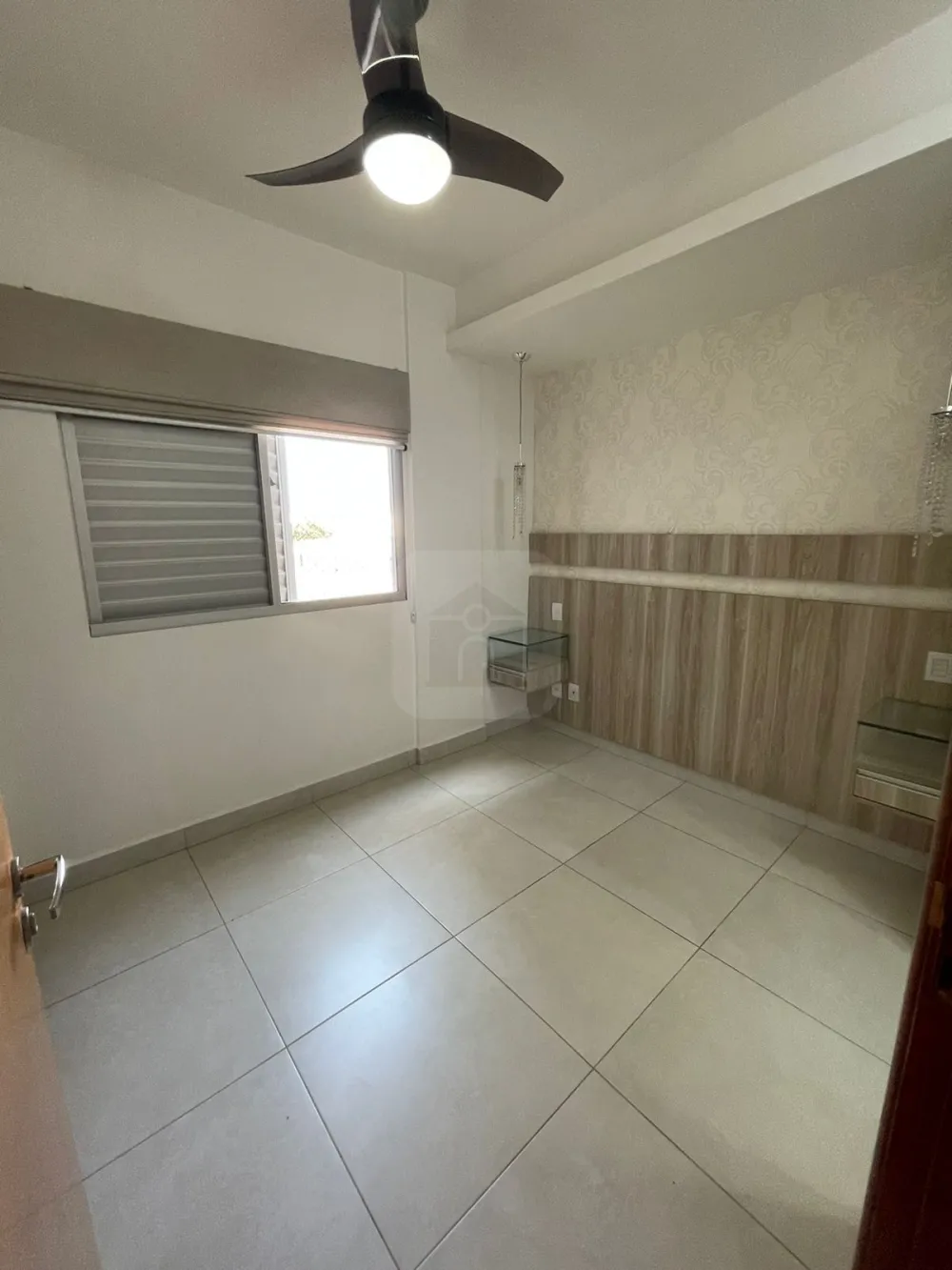 Alugar Apartamento / Padr&atilde;o em Araguari R$ 2.500,00 - Foto 12