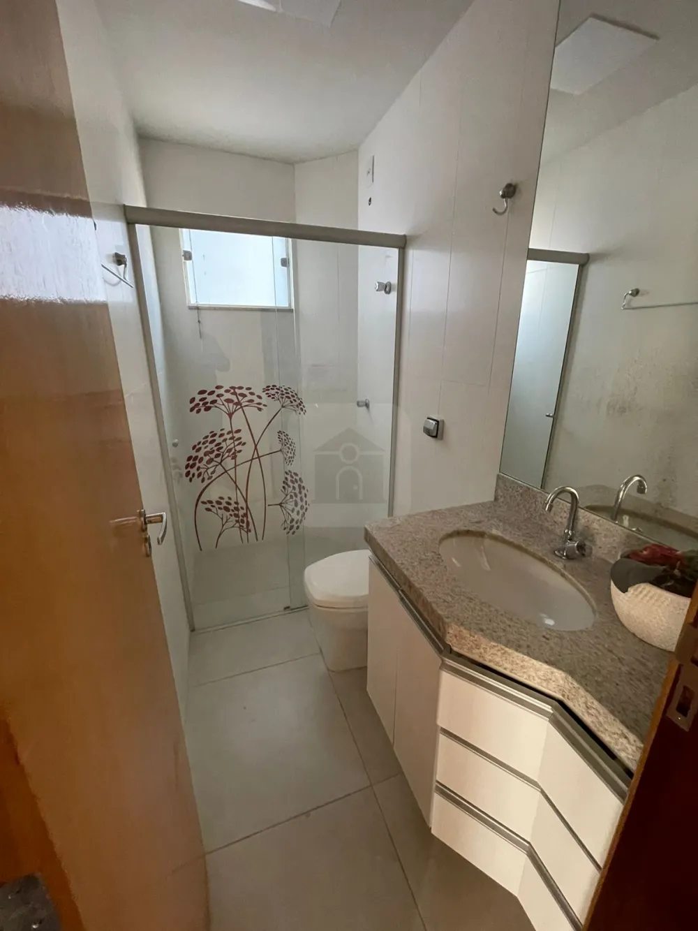 Alugar Apartamento / Padr&atilde;o em Araguari R$ 2.500,00 - Foto 10