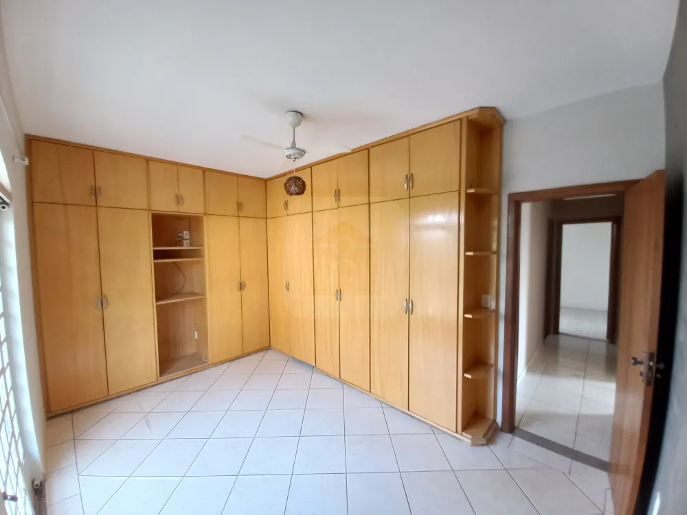 Alugar Apartamento / Sobrado em Uberl&acirc;ndia R$ 2.100,00 - Foto 10