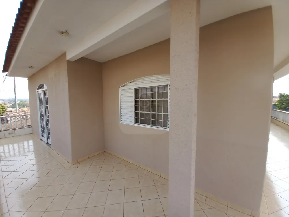 Alugar Apartamento / Sobrado em Uberl&acirc;ndia R$ 2.100,00 - Foto 18