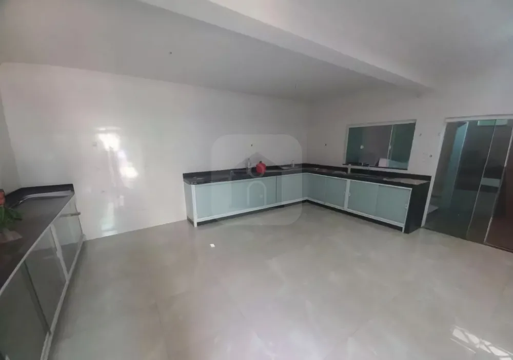 Alugar Casa / Padr&atilde;o em Uberl&acirc;ndia R$ 4.000,00 - Foto 11