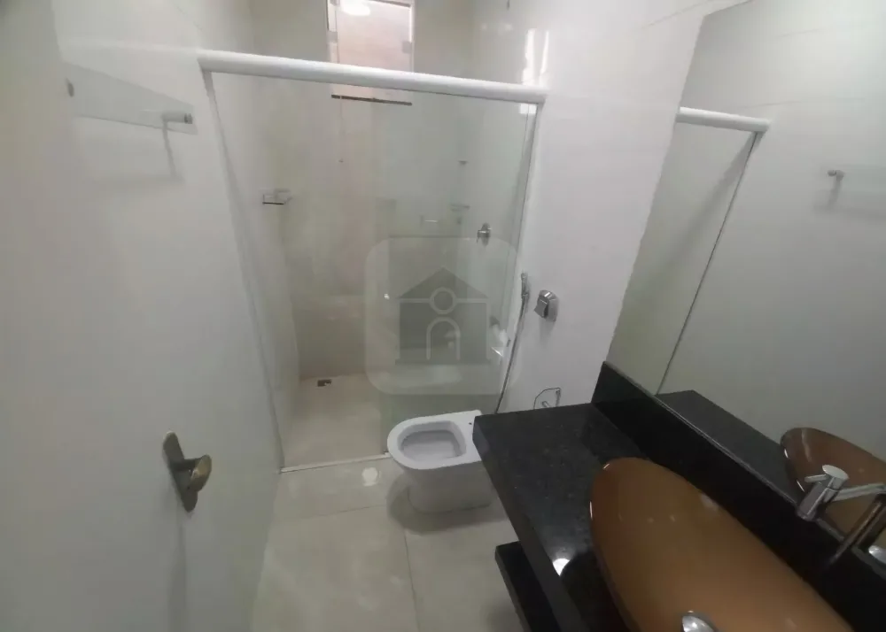 Alugar Casa / Padr&atilde;o em Uberl&acirc;ndia R$ 4.000,00 - Foto 13