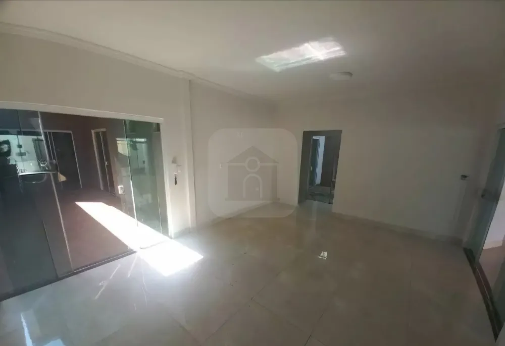 Alugar Casa / Padr&atilde;o em Uberl&acirc;ndia R$ 4.000,00 - Foto 17