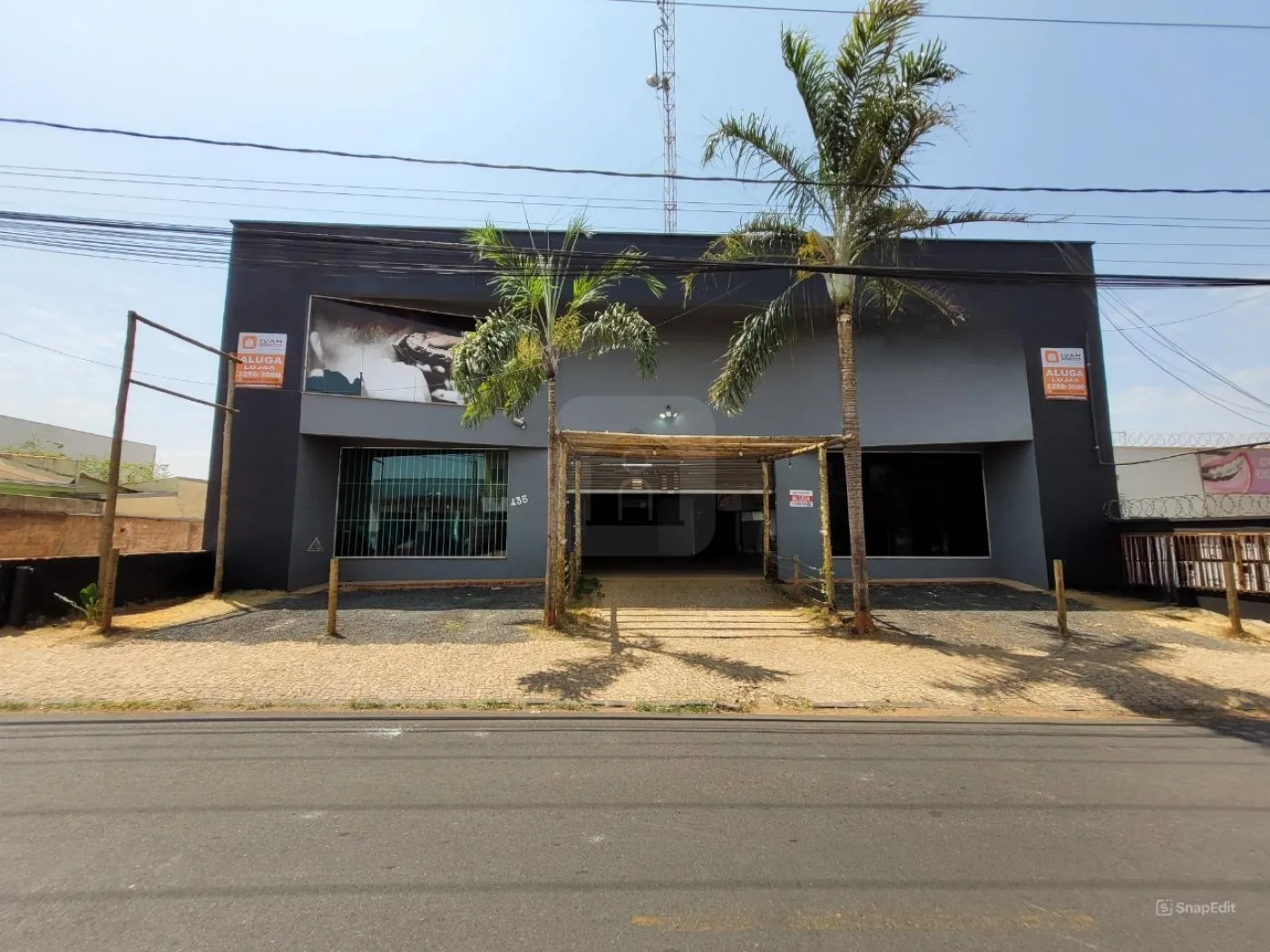Alugar Comercial / Loja em Uberl&acirc;ndia R$ 850,00 - Foto 1