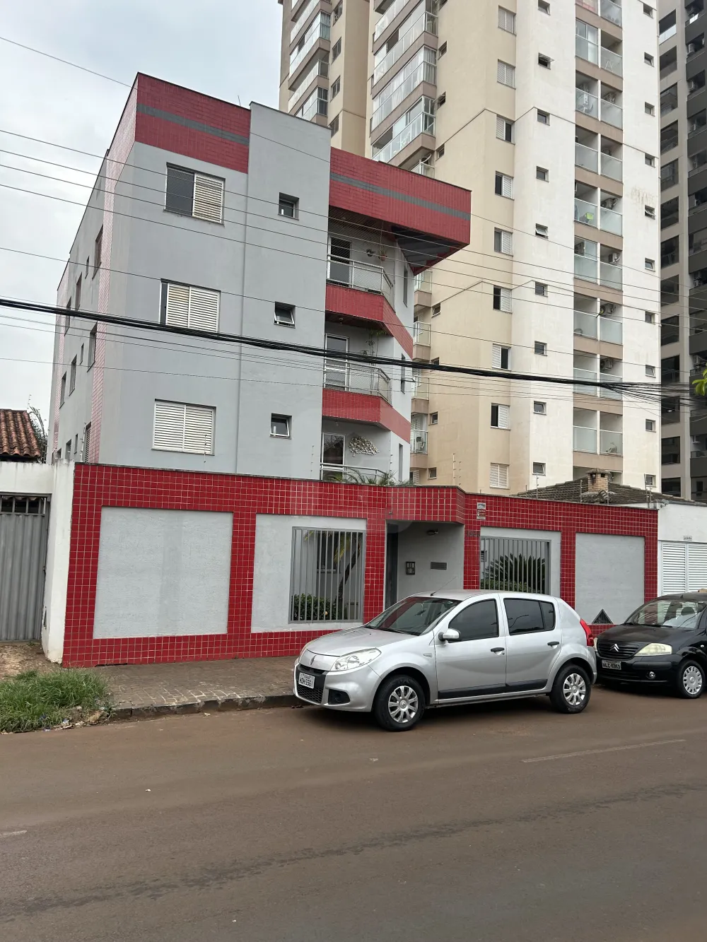 Alugar Apartamento / Padr&atilde;o em Uberl&acirc;ndia R$ 2.000,00 - Foto 1
