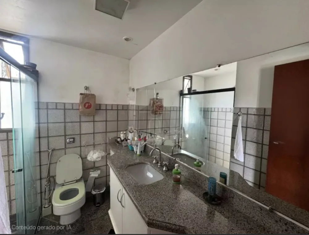 Alugar Casa / Sobrado em Uberl&acirc;ndia R$ 9.000,00 - Foto 18