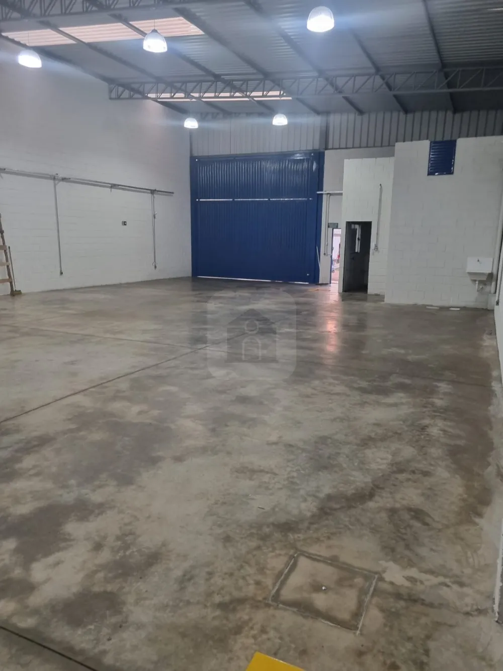 Alugar Comercial / Barrac&atilde;o em Uberl&acirc;ndia R$ 8.000,00 - Foto 5