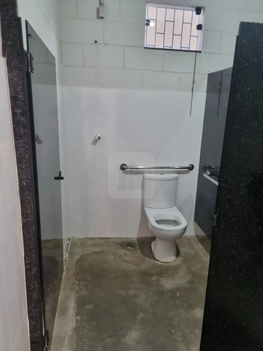Alugar Comercial / Barrac&atilde;o em Uberl&acirc;ndia R$ 8.000,00 - Foto 10