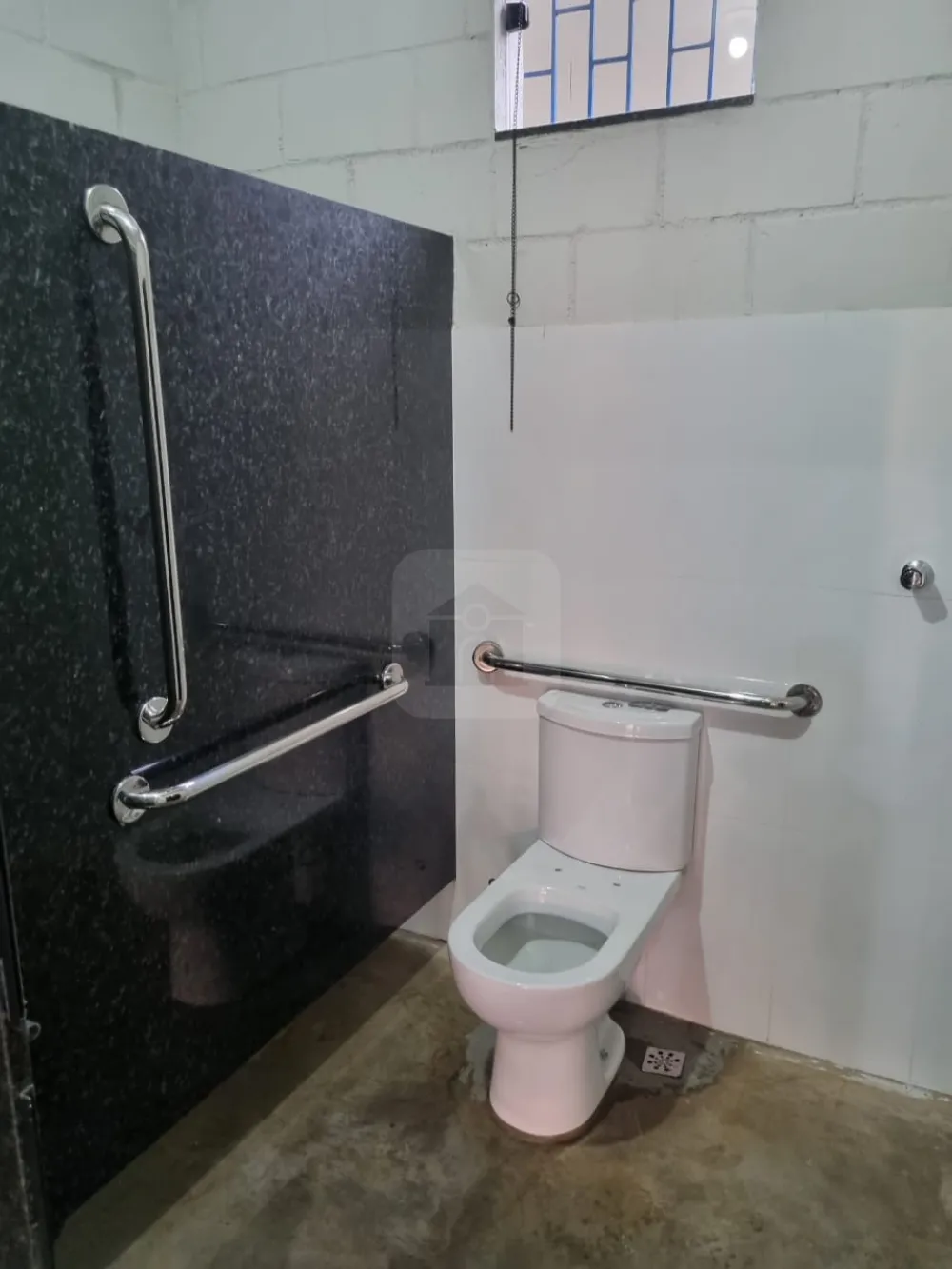 Alugar Comercial / Barrac&atilde;o em Uberl&acirc;ndia R$ 8.000,00 - Foto 9