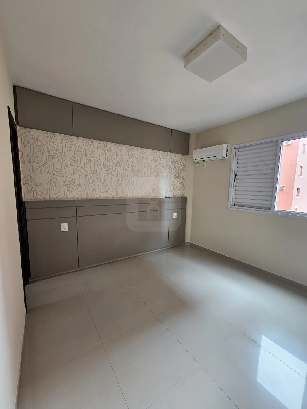 Alugar Apartamento / Padr&atilde;o em Uberl&acirc;ndia R$ 2.600,00 - Foto 4