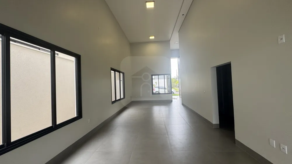 Comprar Casa / Condom&iacute;nio ou Loteamento Fechado em Uberl&acirc;ndia R$ 1.850.000,00 - Foto 2