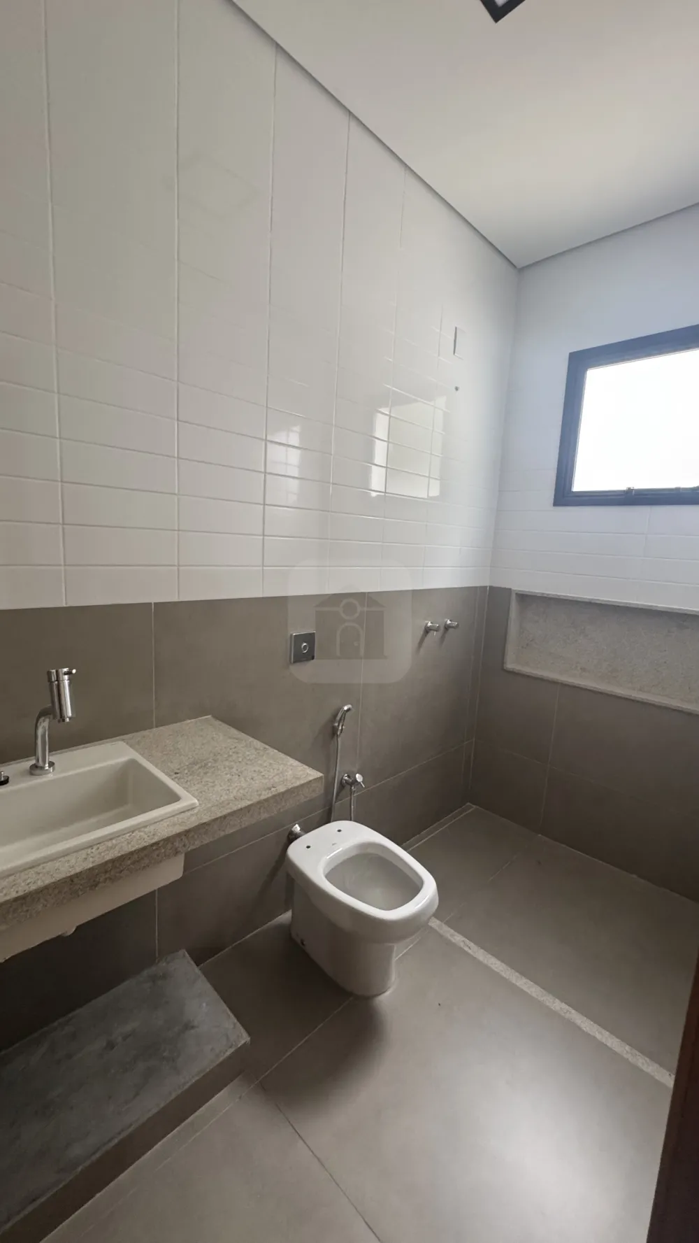 Alugar Casa / Condom&iacute;nio ou Loteamento Fechado em Uberl&acirc;ndia R$ 10.000,00 - Foto 11