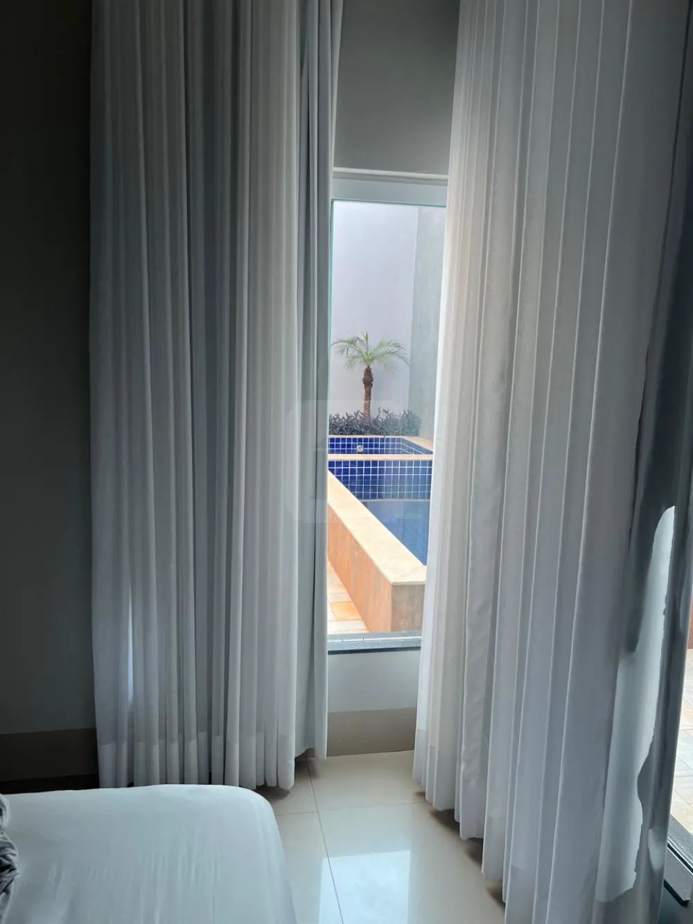 Alugar Casa / Padr&atilde;o em Uberl&acirc;ndia R$ 6.000,00 - Foto 7