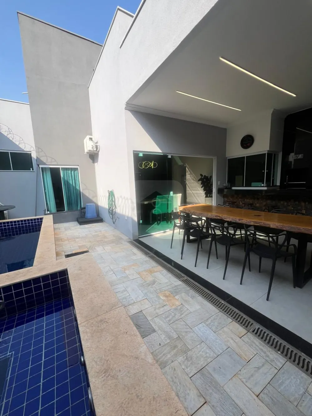 Alugar Casa / Padr&atilde;o em Uberl&acirc;ndia R$ 6.000,00 - Foto 12