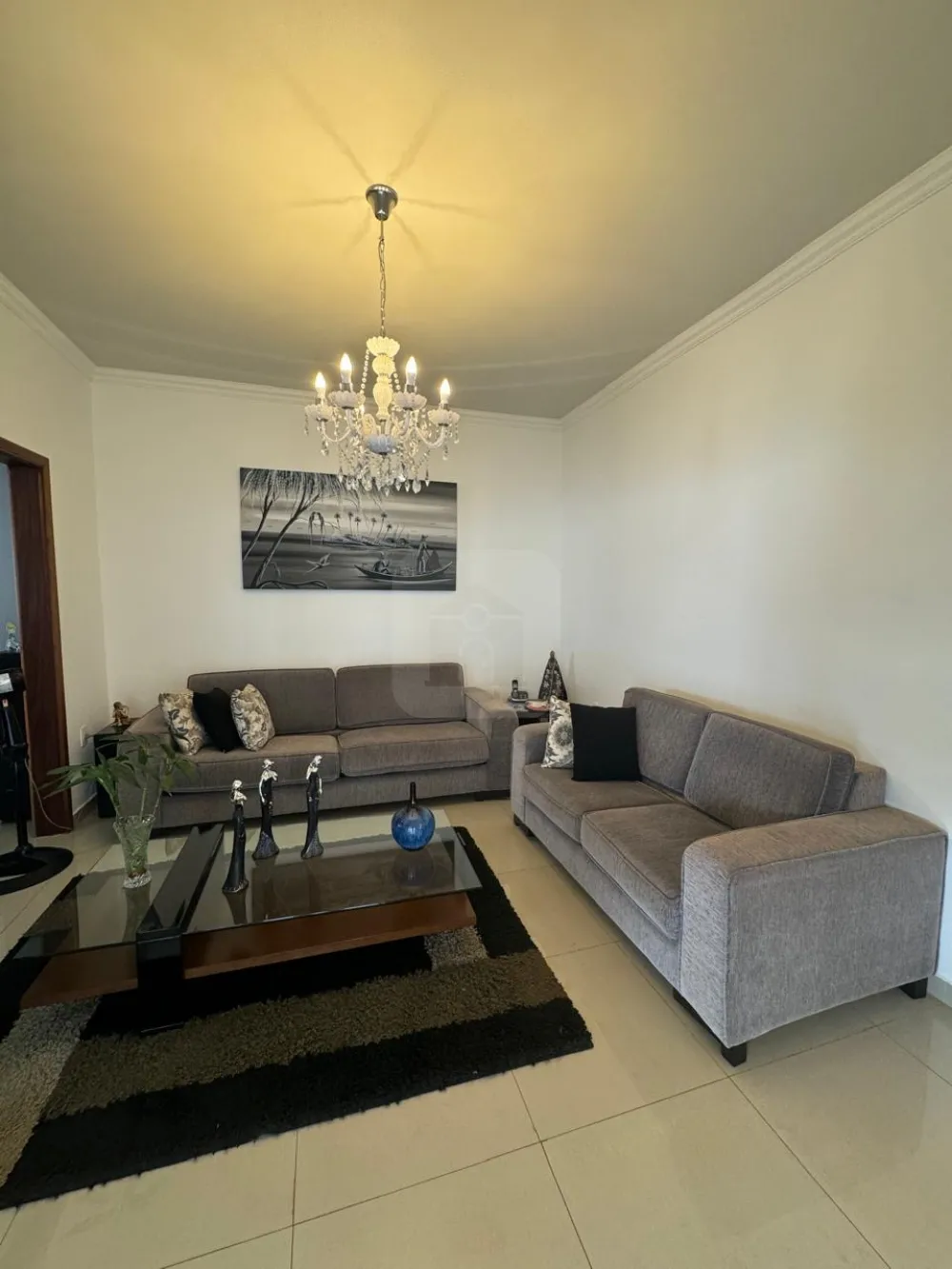 Comprar Casa / Padr&atilde;o em Araguari R$ 840.000,00 - Foto 4