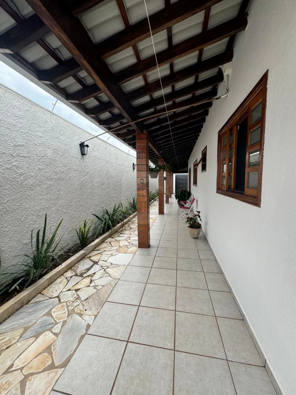 Comprar Casa / Padr&atilde;o em Araguari R$ 840.000,00 - Foto 17